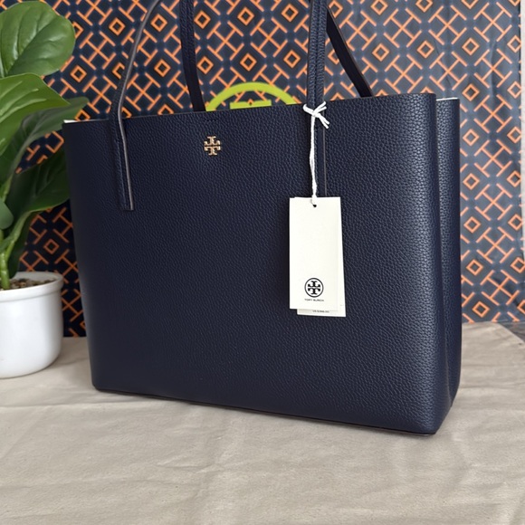 NWT ,Tory Burch Blake center zip Navy Blue with gold hardware Tote Bag - Picture 4 of 16